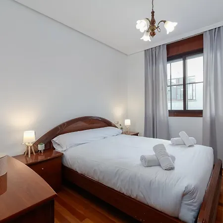 Apartment Con Parking Y 6 Huespedes By
